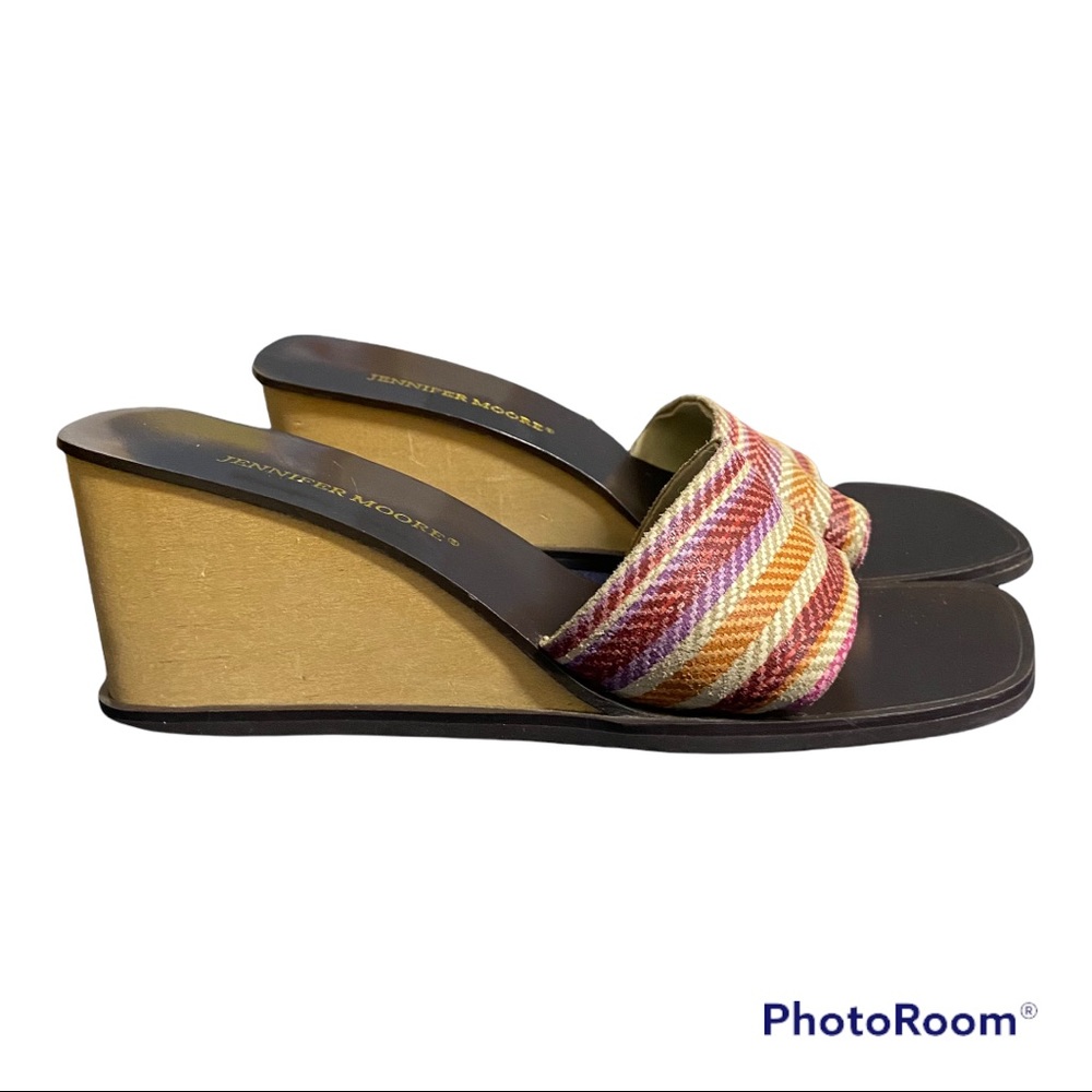 Jennifer Moore Aztec Pattern Wedge Wooden Shoes Size 6.5